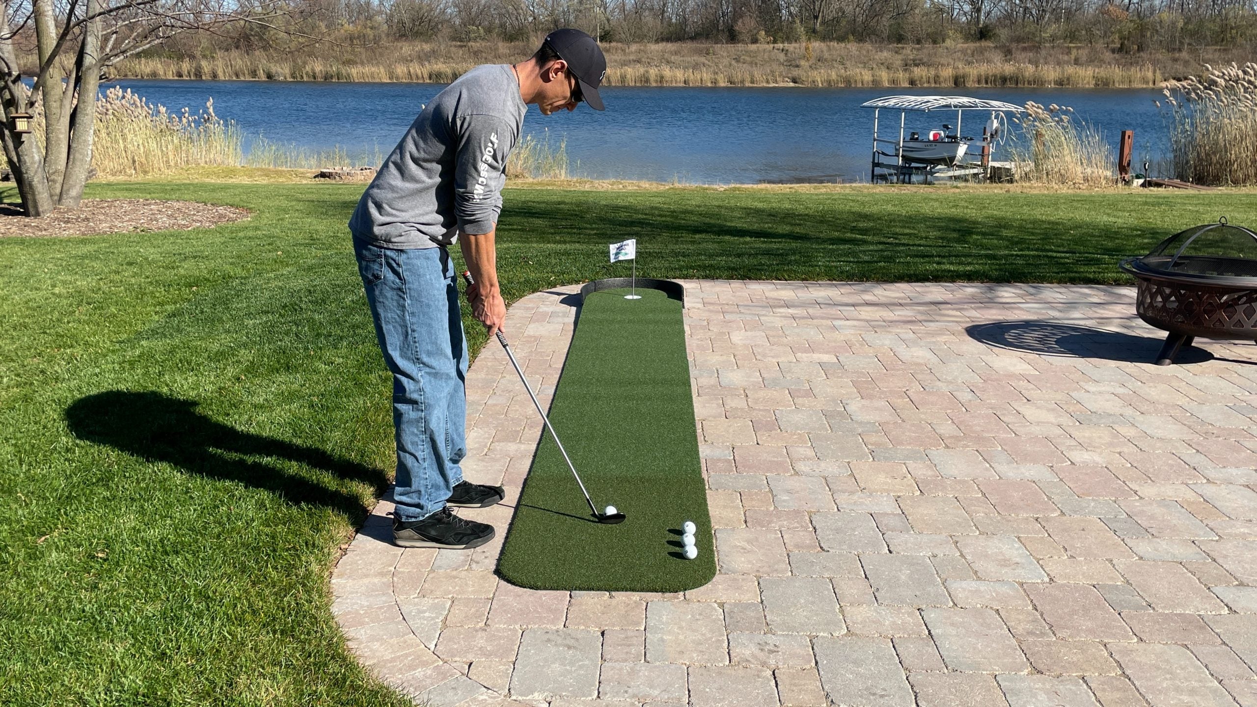 Big Moss Commander Patio Series 2x15 Putting Green