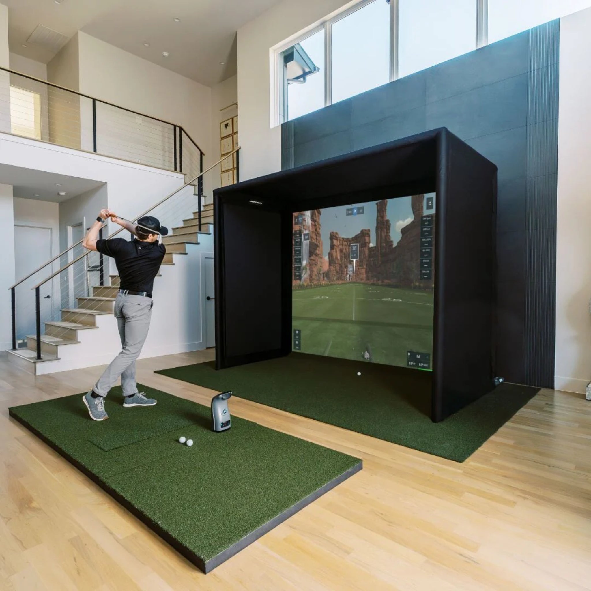 SIGPRO Commercial Golf Simulator Enclosure